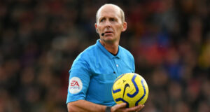 Referees To Issue Yellow Cards When Surrounded By Players In New Premier League Rules