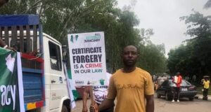 TRIBUNAL: ‘All Eyes On The Judiciary’ March Begins In Enugu