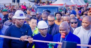Gov. Otti Commissions Udeagbala, Umuimo, MCC Express Roads In Aba