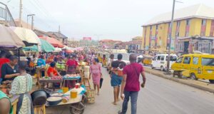 Mayor Market Enugu: Roadside Businesses – Economic Prosperity or Safety Peril?