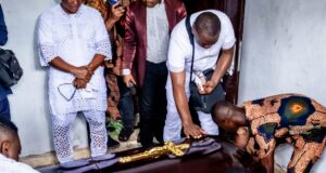 Enugu Foremost Lawyer, Chimezie Nwodo, Bids Father Farewell As Former Nkanụ West Deputy Chairman Is Laid To Rest