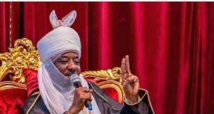 Kano District Heads Make U-turn, Pledge Loyalty To Emir Sanusi