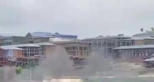 Protesters Occupy Kaduna-Nnamdi Azikiwe Expressway