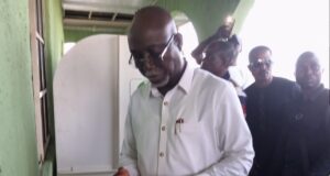 Ondo LG Poll: Gov. Aiyedatiwa Casts Ballot, Mocks PDP’s Withdrawal