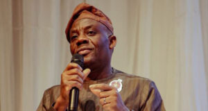 FG Unveils New School Curricula In Sweeping Overhaul