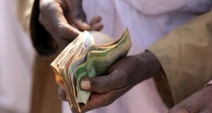 Naira Falls In Parallel Market