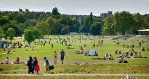 UK To Experience 25°C Heatwave, Warmest Days Of The Year So Far