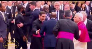 Vatican Security Blocks Seyi During Tinubu’s Meeting With Pope