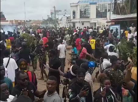 Benue-protesters-teargassed (1)