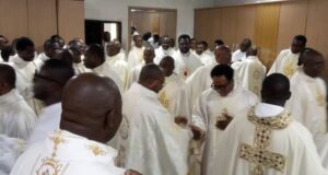 BREAKING: Enugu Catholic Priest Fights Dirty With Women During August Meeting