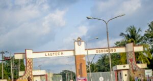 LAUTECH Lecturers Begin Indefinite Strike Over Unpaid Salaries