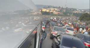 Chaos In Abuja As Protest Over Nnamdi Kanu’s Detention Paralyzes City, Shuts Down Businesses