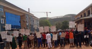 Enugu LG Poll: Aninri Stakeholders Take Protest To Govt House, Reject Alleged Second-Term Bid Of Council Chairman